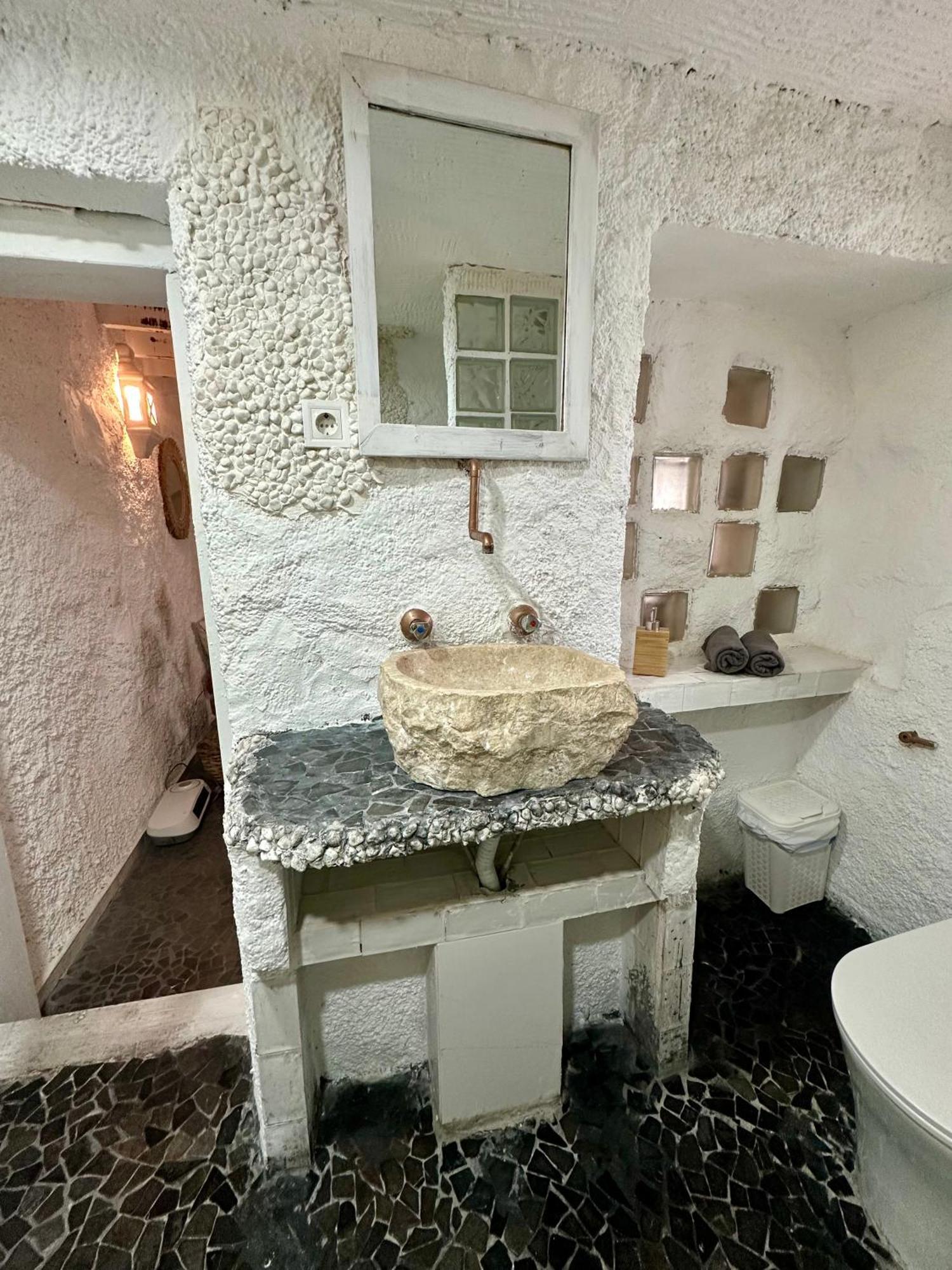 Arya's Nest Apartament *